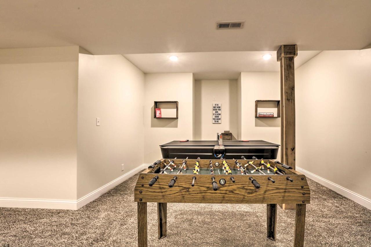 Chic Williamstown Retreat With Pool And Hot Tub! 빌라 외부 사진